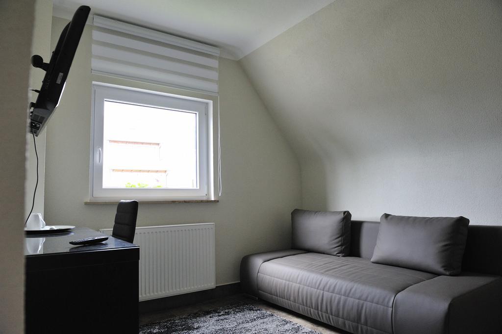Ferienzimmer Ellisee, Kontaktloser Check-In フリードリヒスハーフェン 部屋 写真